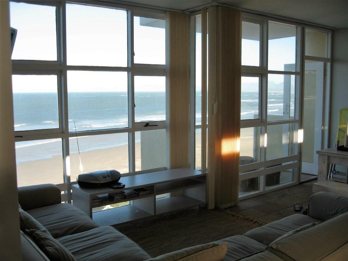 Beachfront Apartment Strand Western Cape Fokváros Kültér fotó